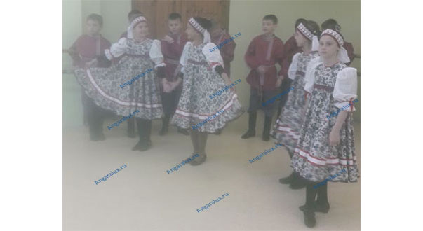 Костюм для творческого коллектива